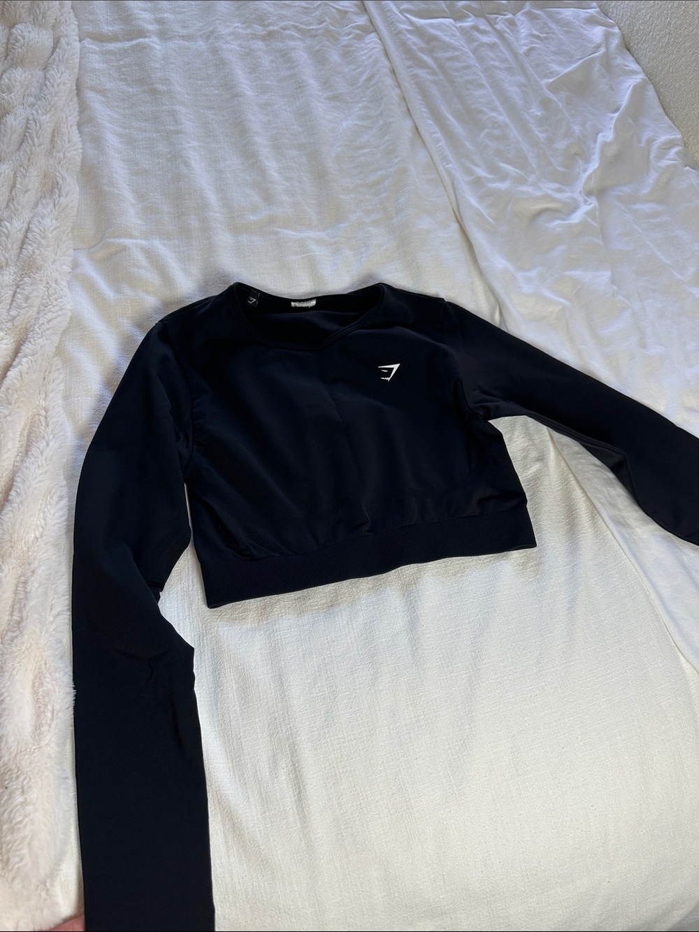 Gymshark Black Cropped Crewneck Sweatshirt